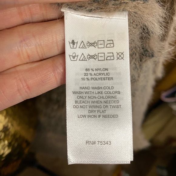 **SOLD on FB** Jessica Simpson long cardigan - Picture 3 of 4